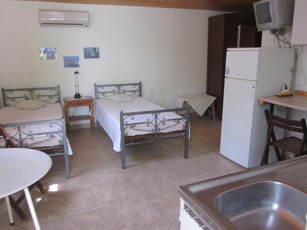 Gialtra Tina Rooms الغرفة الصورة